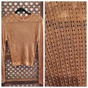 Free People lightweight knit sweater - M